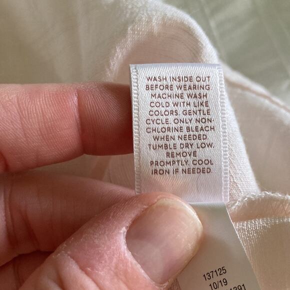 Lauren Conrad Blush Buttondown Top, Size XS - Picture 10 of 10